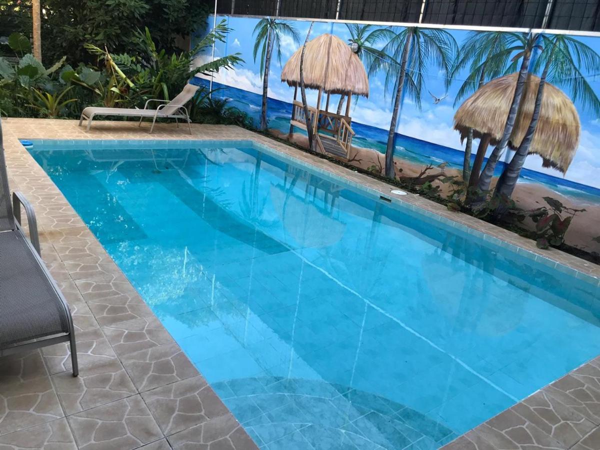 Be My Guest Cabinas Puerto Viejo de Talamanca Exterior photo