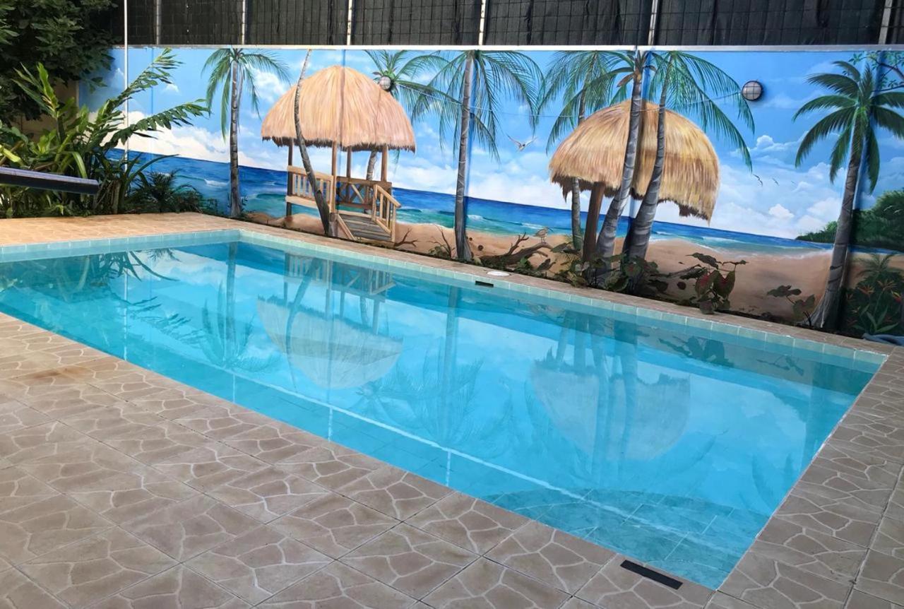 Be My Guest Cabinas Puerto Viejo de Talamanca Exterior photo