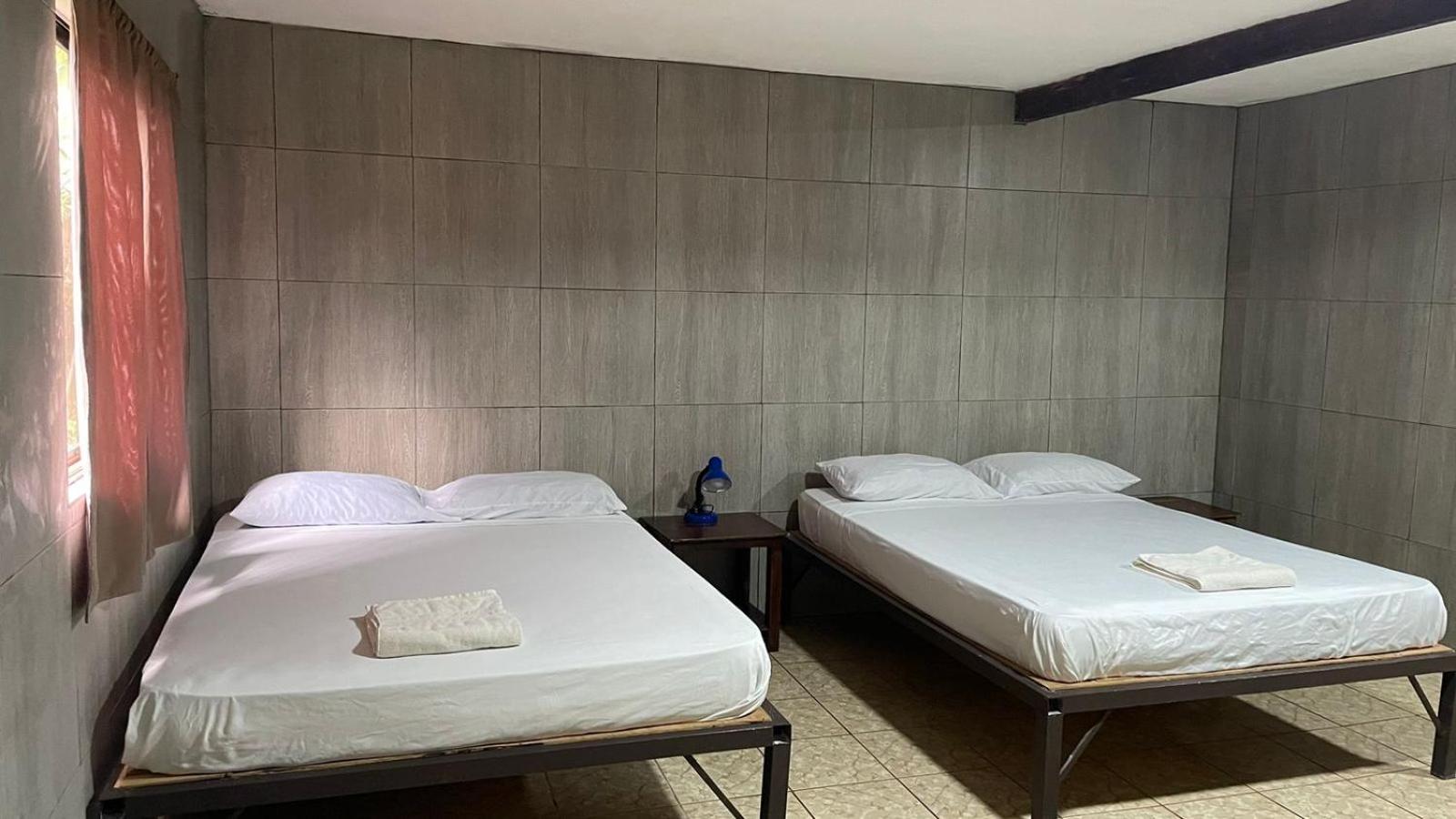 Be My Guest Cabinas Puerto Viejo de Talamanca Exterior photo